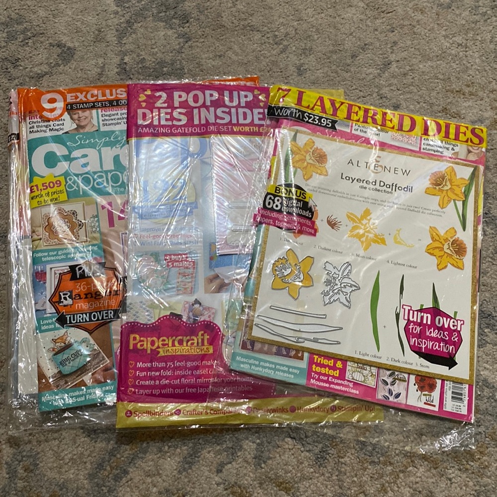 3 Magazines